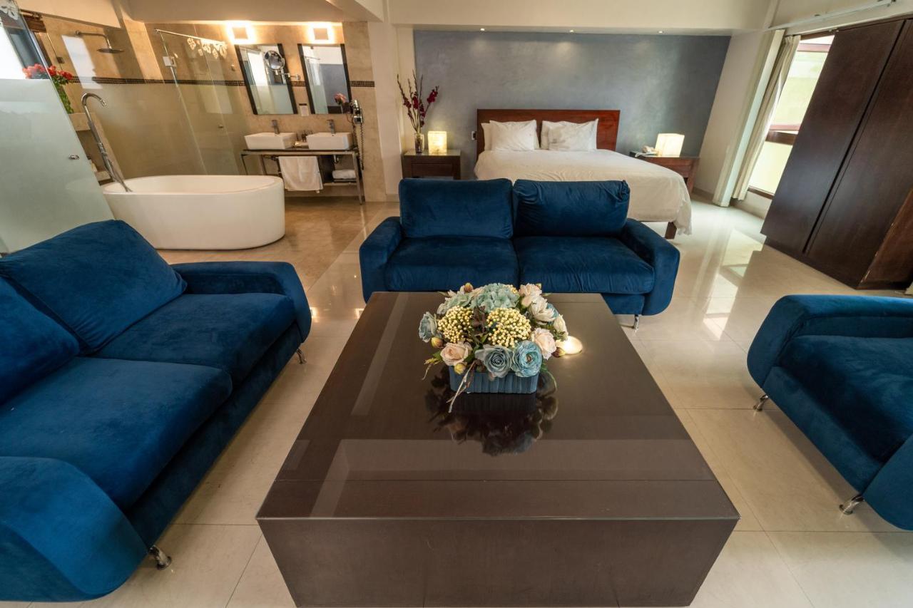 Master Suite,1405465751:JPEG